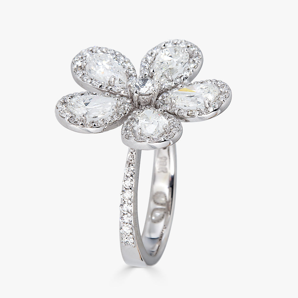 White Gold Classic Flower Ring